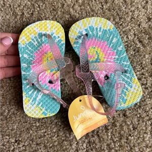 Summer flip flops 
NEW